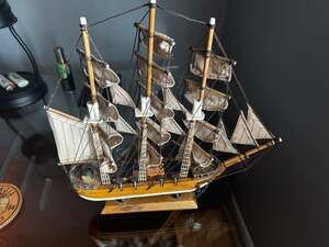 Vintage Wooden Fragata Siglo XVIII Model Ship Nautical Decor